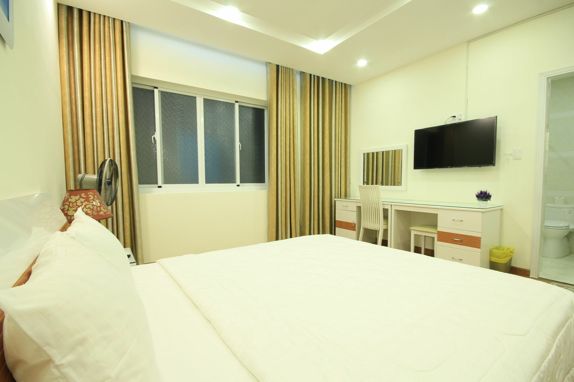 Smiley Apartment 15 Хошимин Экстерьер фото